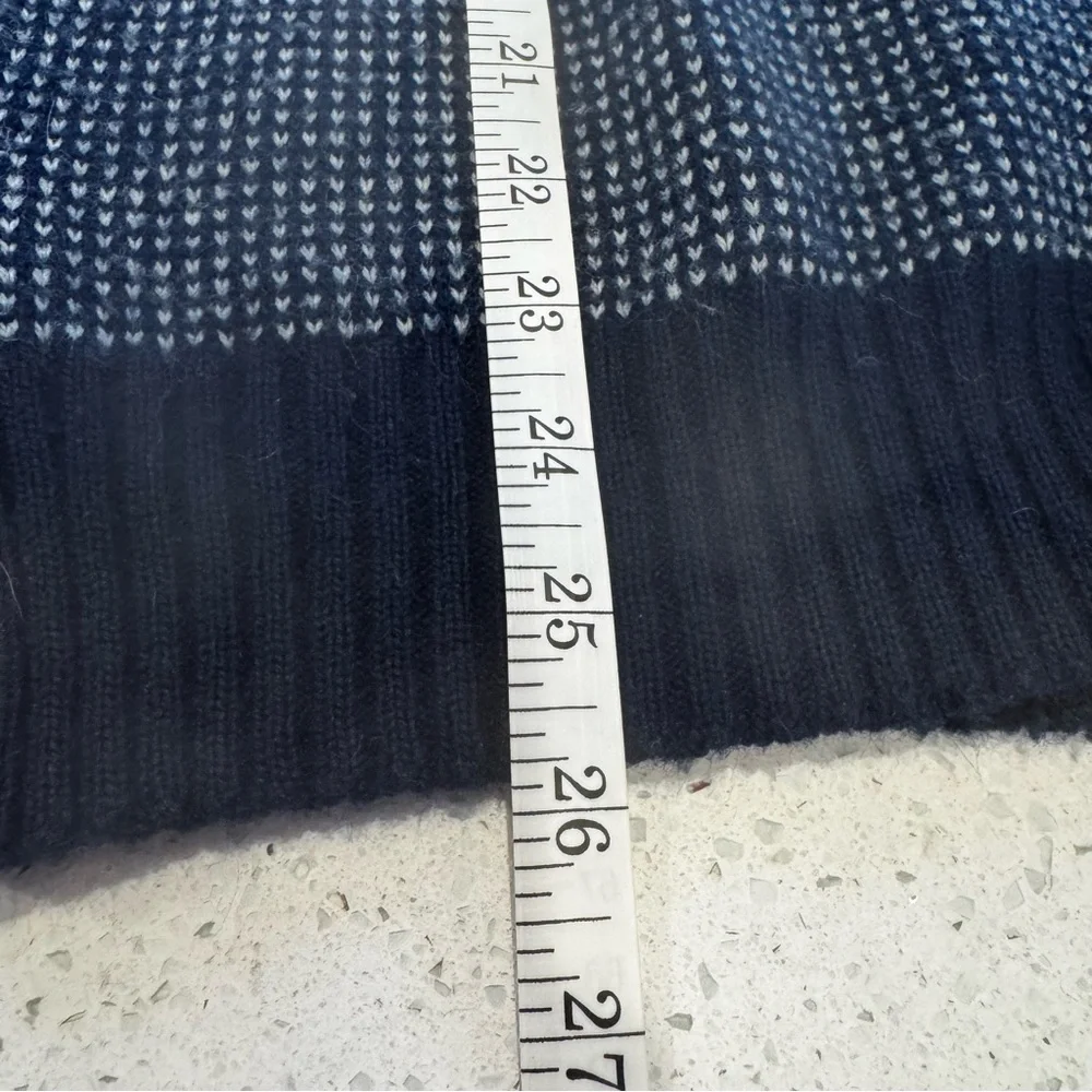 Vintage Made in USA Navy Birdseye Knit V-Neck Sweater Men’s L Late 80s/Early 90s
